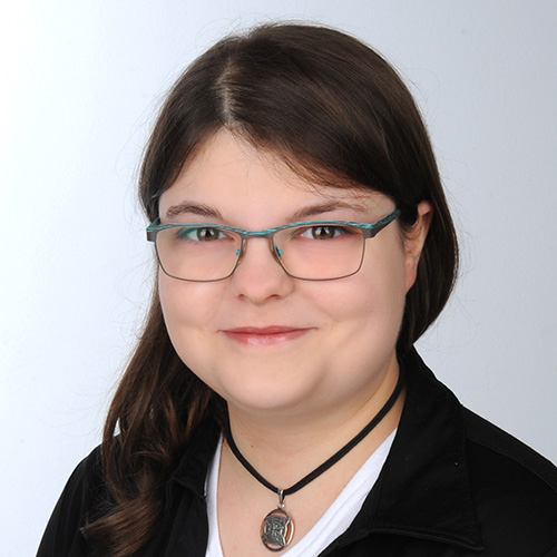 Julia Warnstaedt