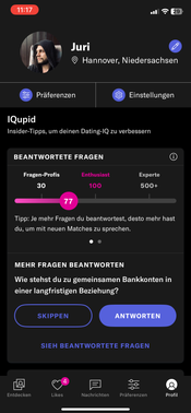 Etwa 20 Fragen musst du bei der Erstellung deines Profils beantworten, alle weiteren sind optional. Aber merke: Jede beantwortete Frage steigert die Effektivität des Matching-Algorithmus. Es lohnt sich, gerade auf Casual Dating Apps!