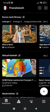 Das Hauptmenü, die Mediathek, ist quasi deine Kommandozentrale. Von hier startest du einen der empfohlenen Kurse.