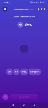 Übungen fürs kyrillische Alphabet gibt es bei Mondly nicht. Dafür kannst du auf die lateinische Schreibweise umstellen. Was auch immer dir das bringen soll.