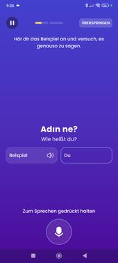 Jede Übung startet mit einer kleinen Sprach-Session. Hier wirst du noch nicht korrigiert. Stattdessen sollst du nachsprechen und dich ohne Druck an die neuen Wörter gewöhnen.