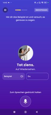 Lektionen von Mondly kommen mit einer kleinen Sprechübung. Korrigiert wirst du hier aber noch nicht. Stattdessen sollst du dich an die Aussprache gewöhnen.
