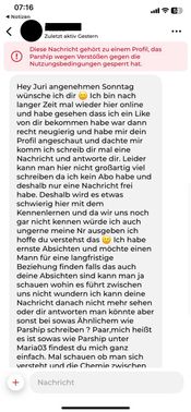 Solche Nachrichten habe ich ab und zu mal bekommen. Das ist sehr offensichtlich eine Copy- & Paste-Nachricht, die darauf abzielt, mich auf eine andere Plattform locken.