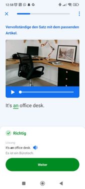 Bei Busuu kommen Übungen oft mit einem Beispielbild oder sogar einem Kurzvideo. Das lockert die Übungen ein wenig auf.